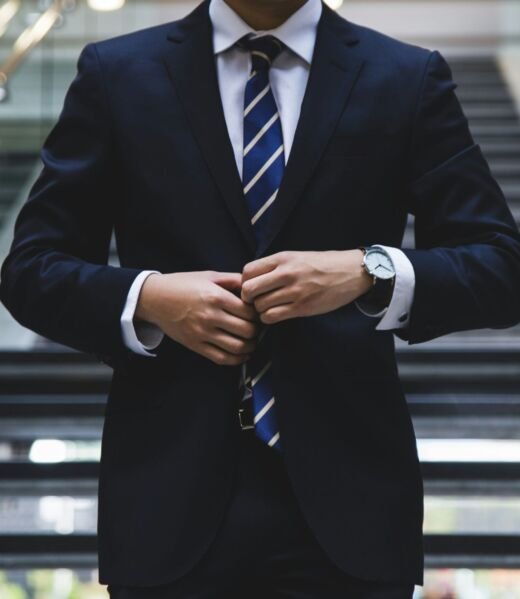 hunters-race-MYbhN8KaaEc-unsplash